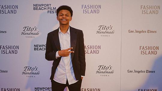 贾斯汀·贾木什 Justin Carmouche照片