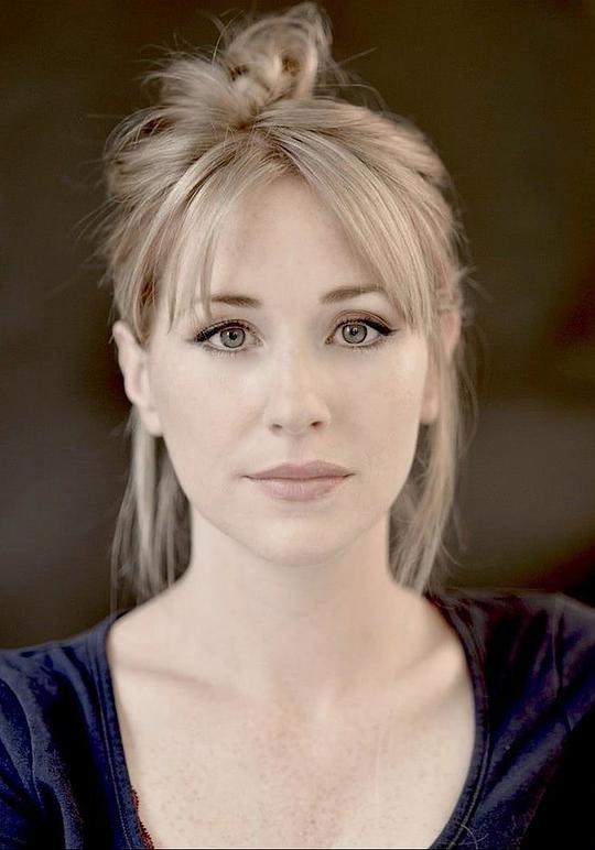 瓦莱丽·奥康纳 Valerie O'Connor照片