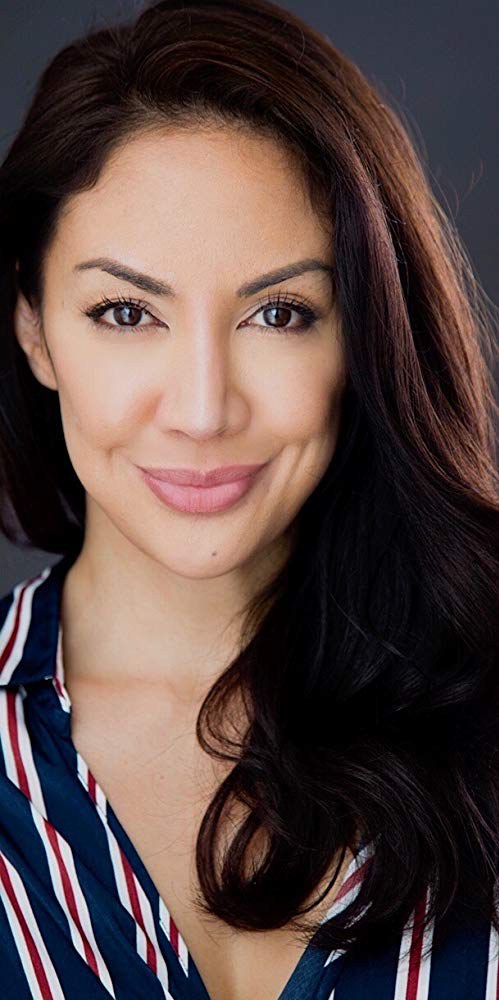 艾德琳·冈野 Edelyn Okano照片