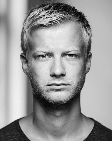 古斯塔夫·代克尔吉塞 Gustav Dyekjær Giese照片