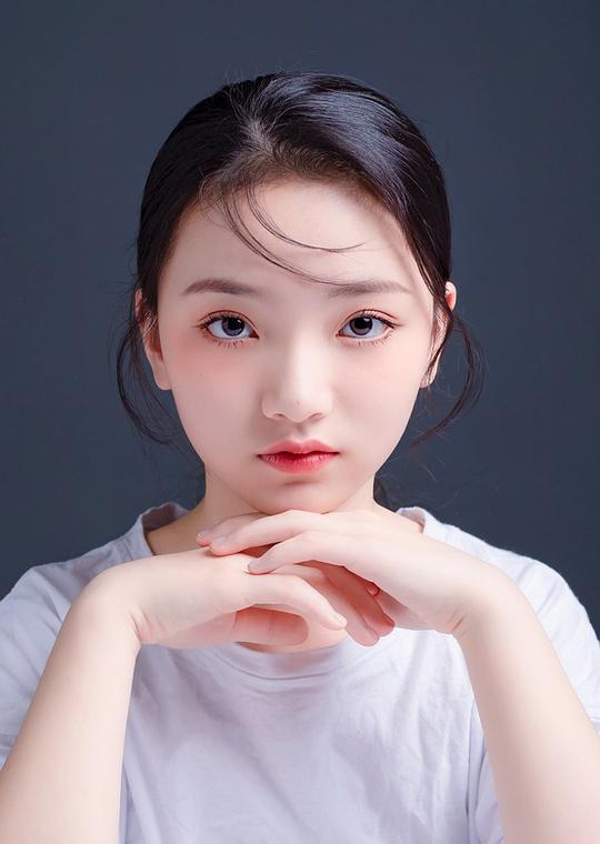 贾念莹 NianYing Jia照片