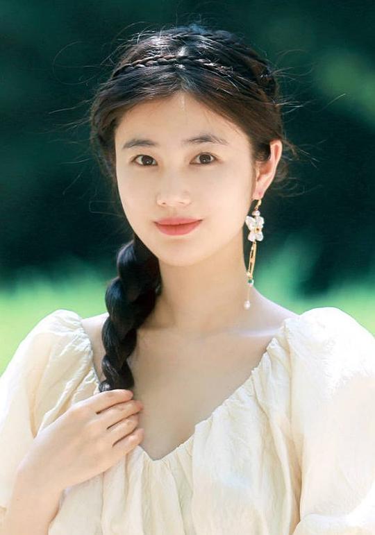 李祎凡 Yifan Li照片