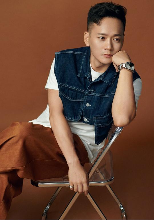 李子游 Ziyou Li照片