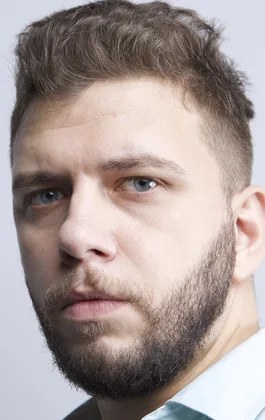 阿尔乔姆·楚卡诺夫 Artyom Tsukanov照片