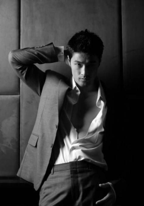 阮明智 Johnny Nguyen照片