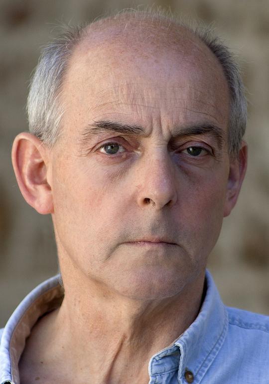 科林·布鲁门奥 Colin Blumenau照片