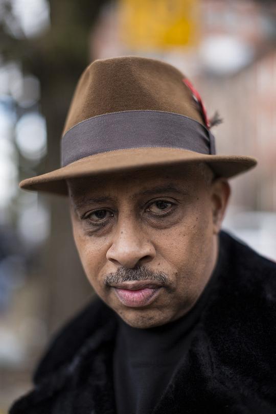 鲁本·桑地亚哥-哈德森 Ruben Santiago-Hudson照片