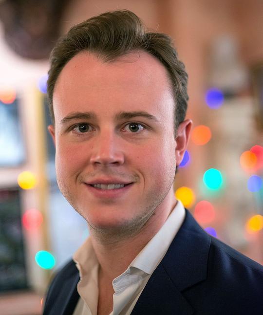 奎因·范安特卫普 Quinn VanAntwerp照片