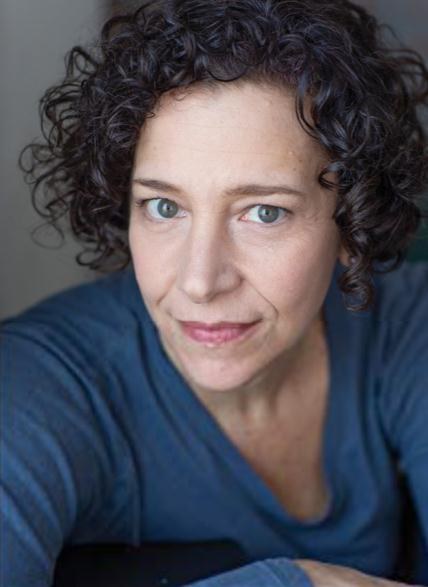 詹妮弗·埃斯特林 Jennifer Estlin照片