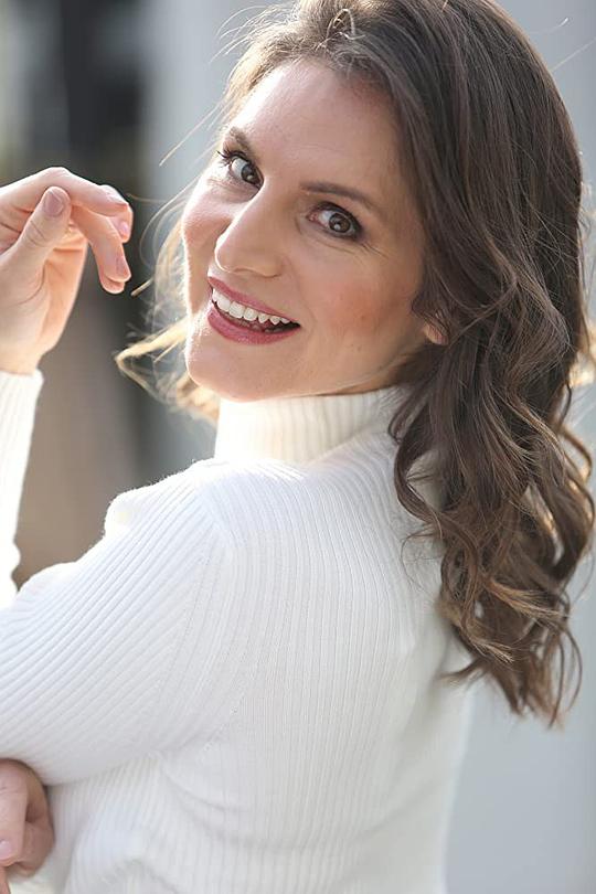 莎拉·盖林 Sarah Guerin照片