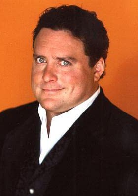 塞恩·库伦 Seán Cullen照片