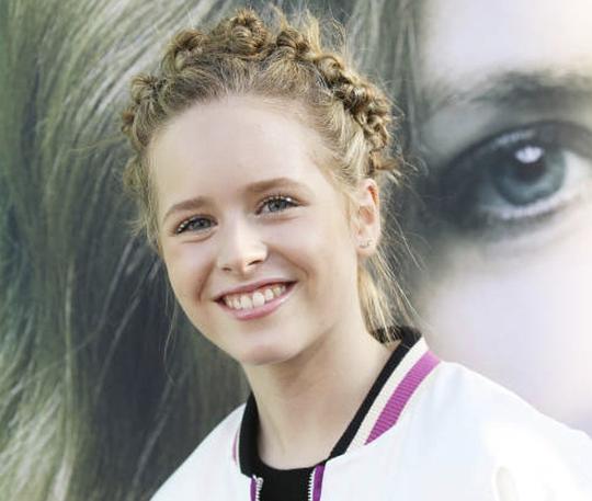 露露·威尔逊 Lulu Wilson照片