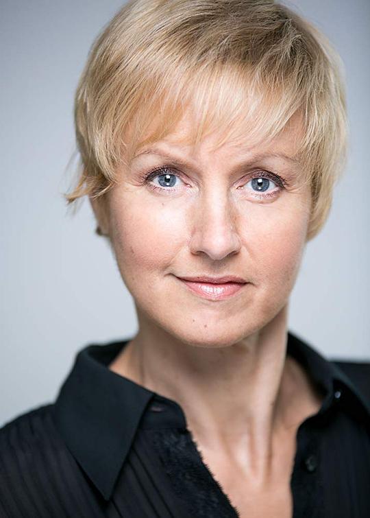 萨曼莎·罗素 Samantha Russell照片