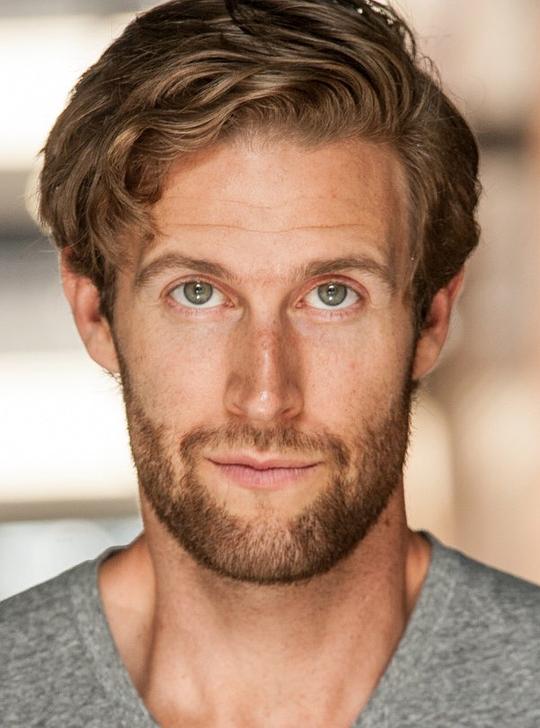 格里芬·胡德 Griffin Hood照片