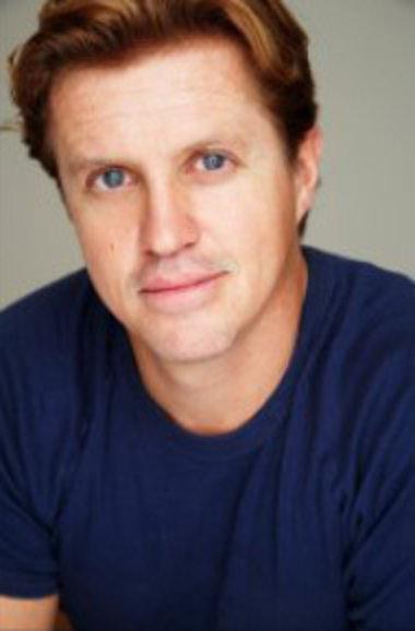 丹·威利 Dan Wyllie照片