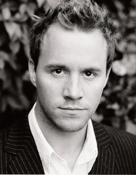 Christopher Pizzey照片