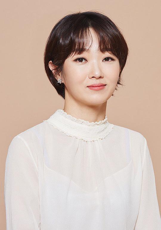 李凤辇 Lee Bong-ryeon照片