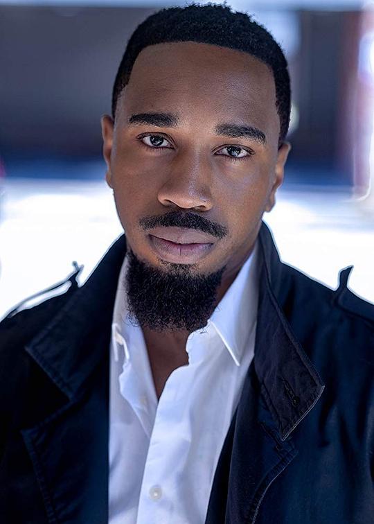 贾斯汀·斯劳特 Justin Slaughter照片