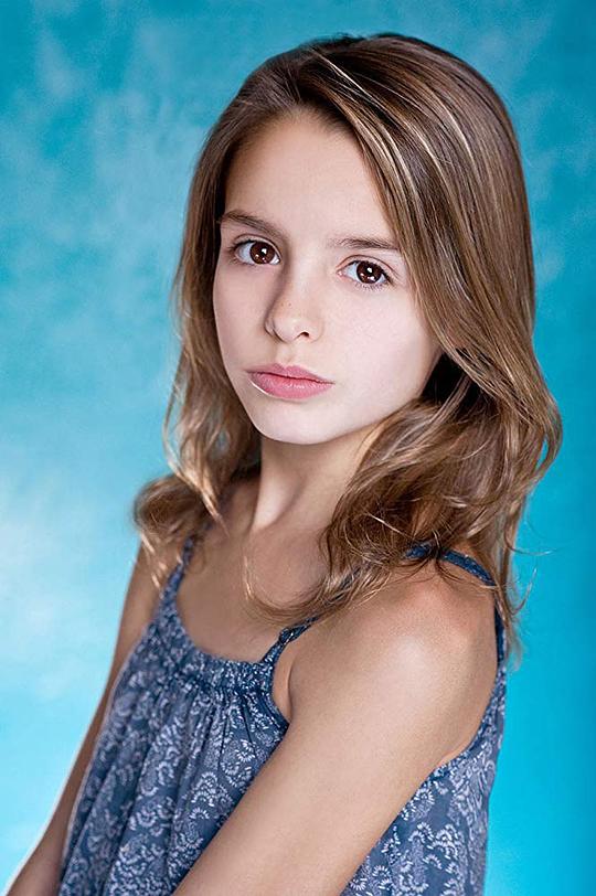 艾娃·普雷斯顿 Ava Preston照片