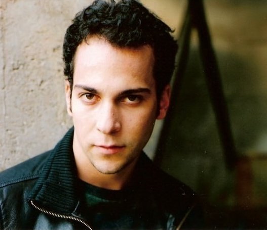 亚当·罗德内斯 Adam Rodness照片