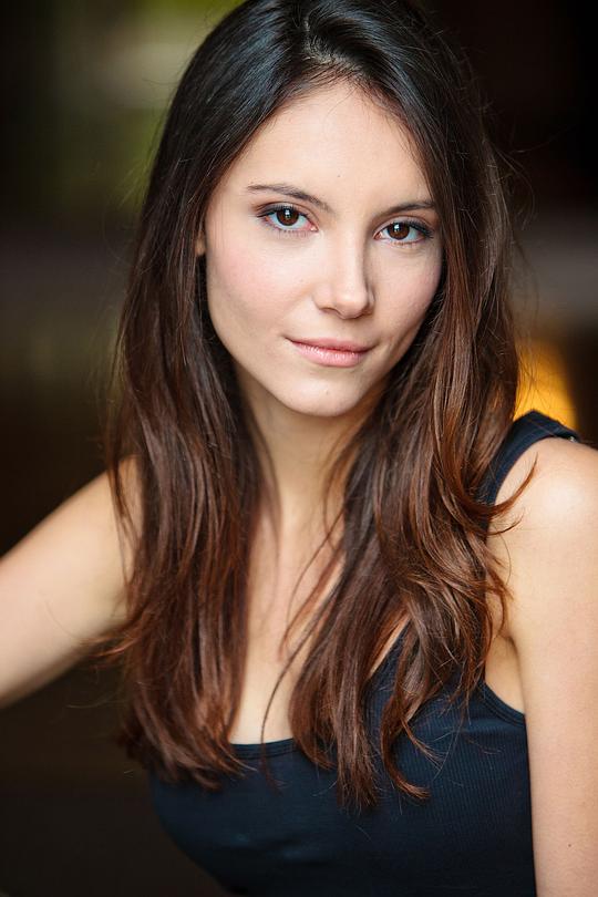 萨曼莎·罗宾森 Samantha Robinson照片