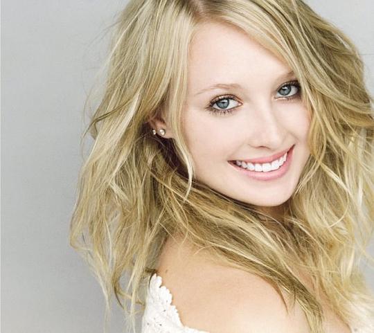 凯拉·拉多姆斯基 Kayla Radomski照片