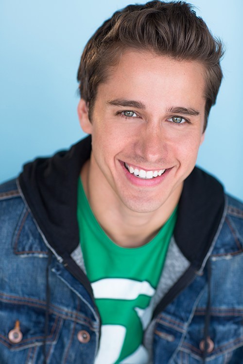 托尼·克里斯托弗 Tony Christopher照片