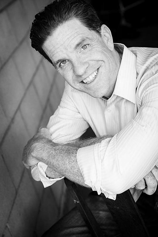 迪伦·库斯曼 Dylan Kussman照片