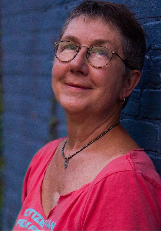 朱莉娅·赖克特 Julia Reichert照片