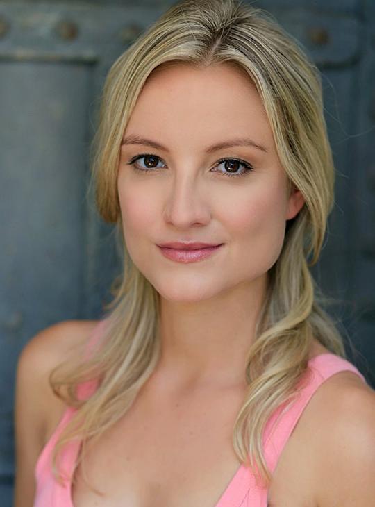 凡妮莎·艾科尔兹 Vanessa Eichholz照片