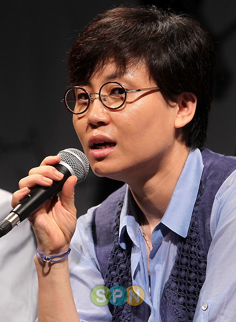 郑智友 Ji-woo Jung照片