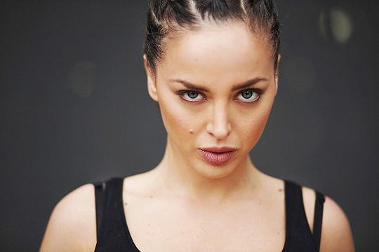 萨皮尔·阿苏拉 Sapir Azulay照片