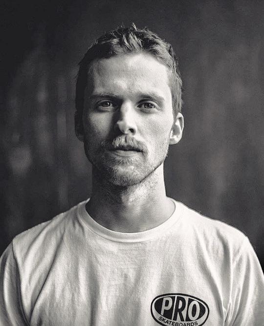 洛根·霍克斯 Logan Hawkes照片