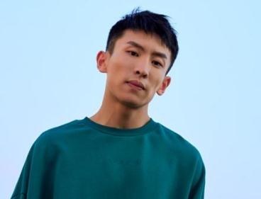 侯佳伟 Jiawei Hou照片