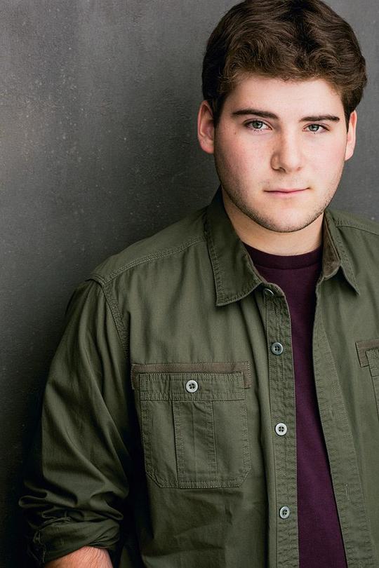 马修·戈尔德 Matthew Gold照片