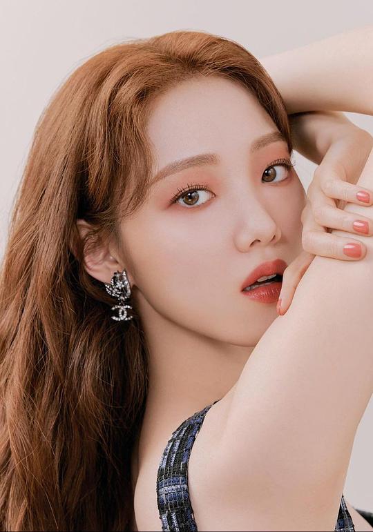 李圣经 Sung-kyung Lee照片