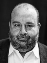 罗杰·内瓦雷斯 Roger Nevares照片