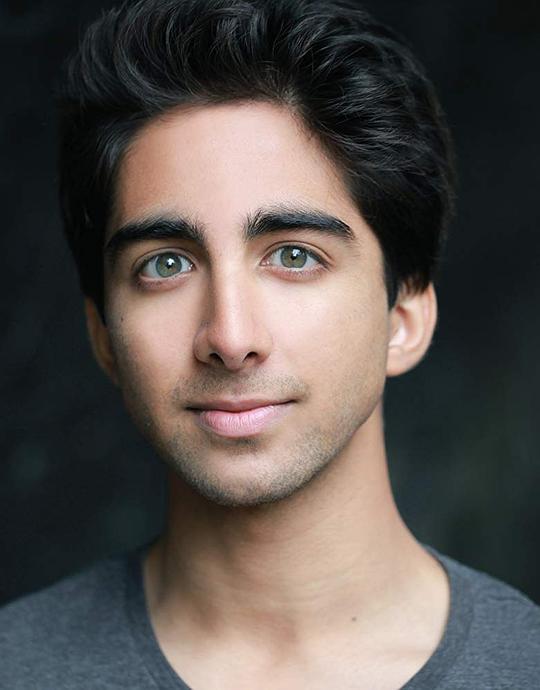 舒巴姆·沙拉夫 Shubham Saraf照片