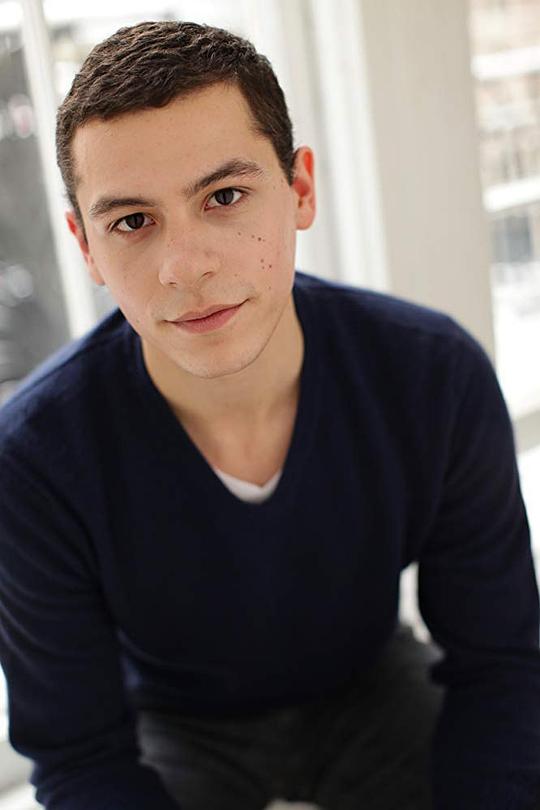 艾弗里·维提德 Avery Whitted照片