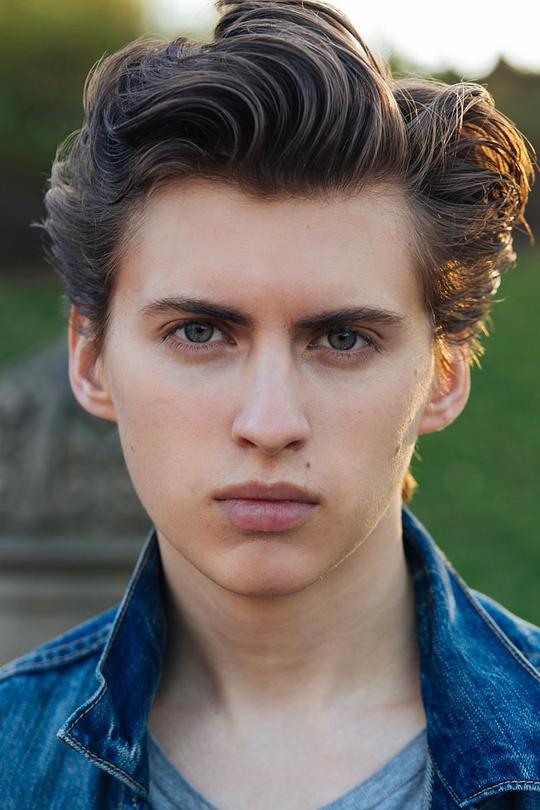 邓普斯·布瑞克 Dempsey Bryk照片