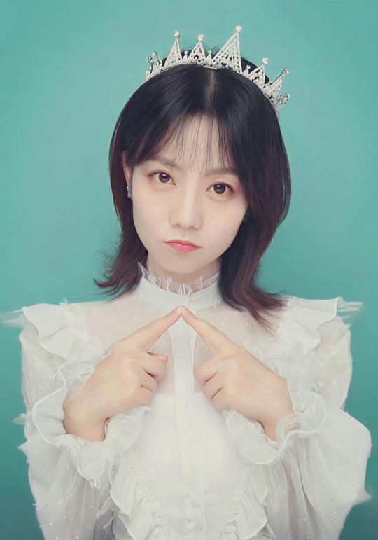 陈奕雯 Yiwen Chen照片