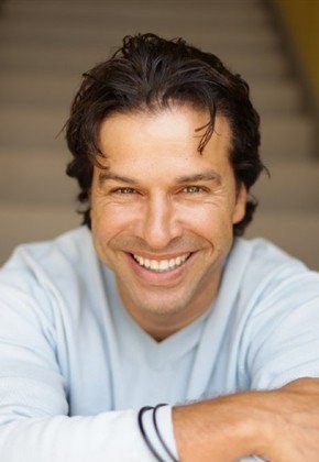 克里斯托弗·马利基 Christopher Maleki照片