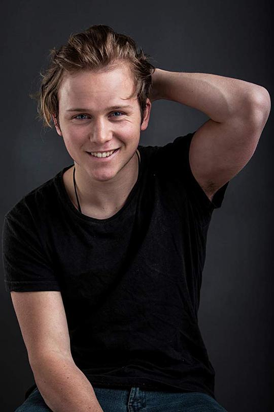 加里恩·多德 Garion Dowds照片