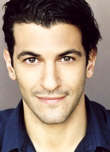 西蒙·卡斯安德斯 Simon Kassianides照片