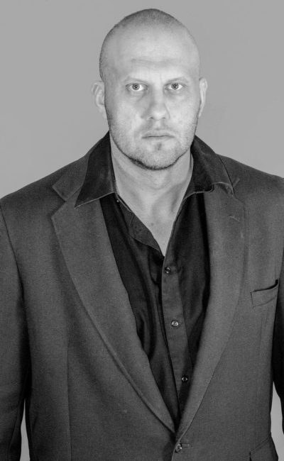 拉杜·斯平格尔 Radu Spinghel照片