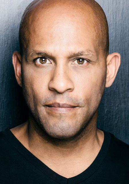 康奈尔·亚当斯 Cornell Adams照片