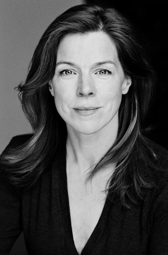 詹妮·迪 Janie Dee照片