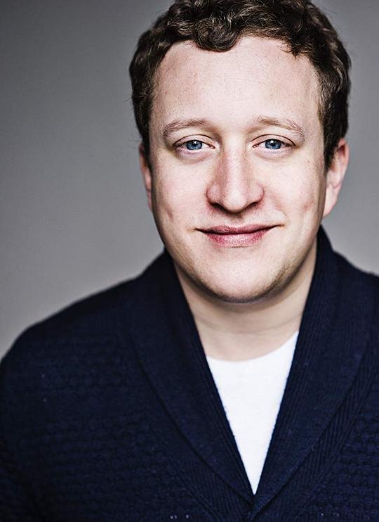 罗斯·哈特 Ross Hatt照片