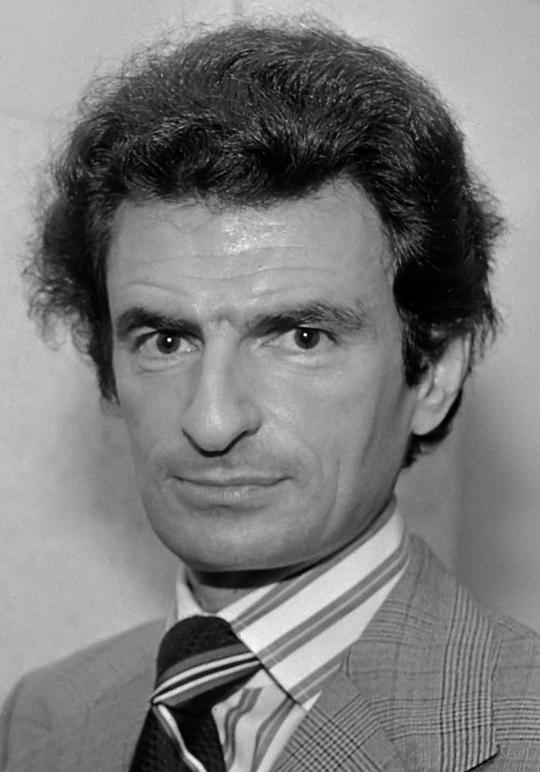 耶日·科辛斯基 Jerzy Kosinski照片