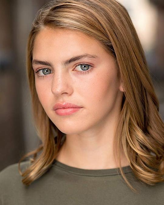 艾美·亨特 Emmie Hunter照片